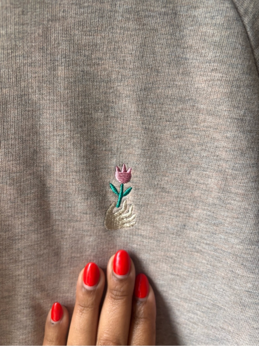 GROWN IRELAND | organic cotton flower crew | size medium - Picture 4 of 5